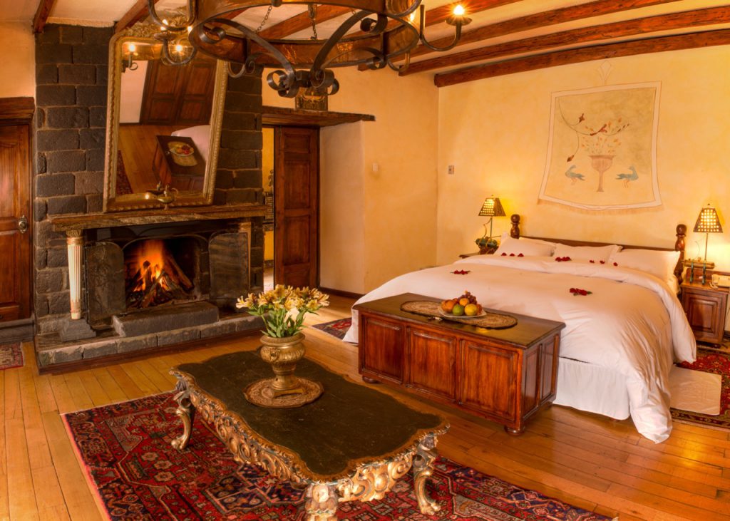 Ecuador vacation - Hacienda room with Tren Crucero